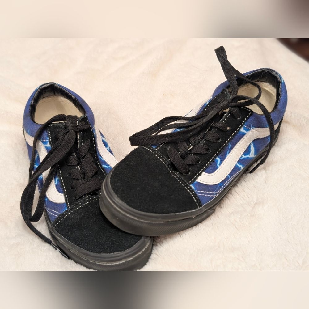 Vans Old Skool Kids Size 1 Blue Lightning Y2K Skater Shoe Classic Streetwear